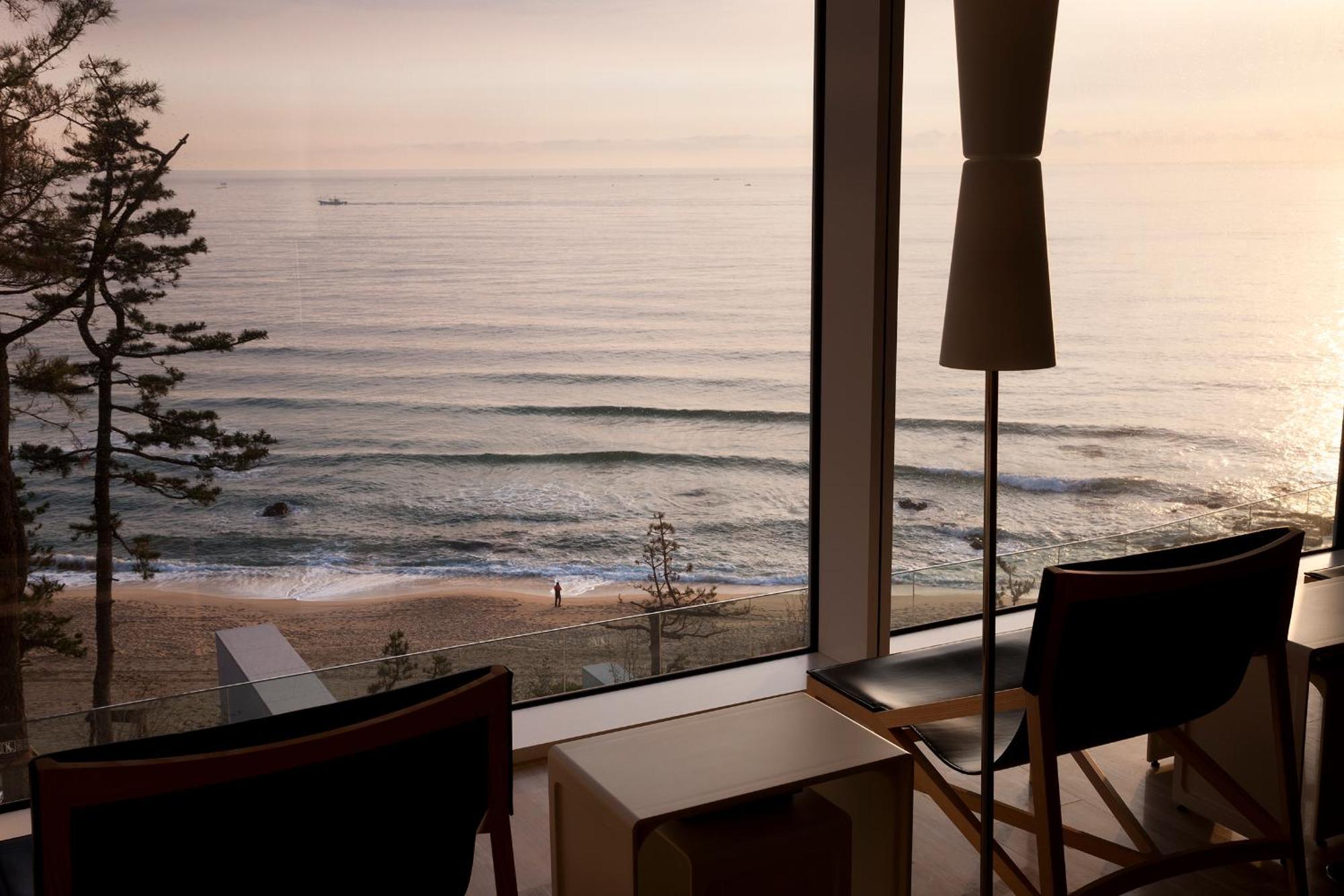 Seamarq Hotel Gangneung Exterior photo